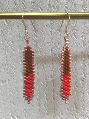 Boucles d'oreilles SIMPLE, MAIS COUTURE rouges et chocolat en perles Miyuki