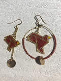 Boucles d’oreilles ASSYMETRIQUES OISEAUX rouge cerise en perles Miyuki